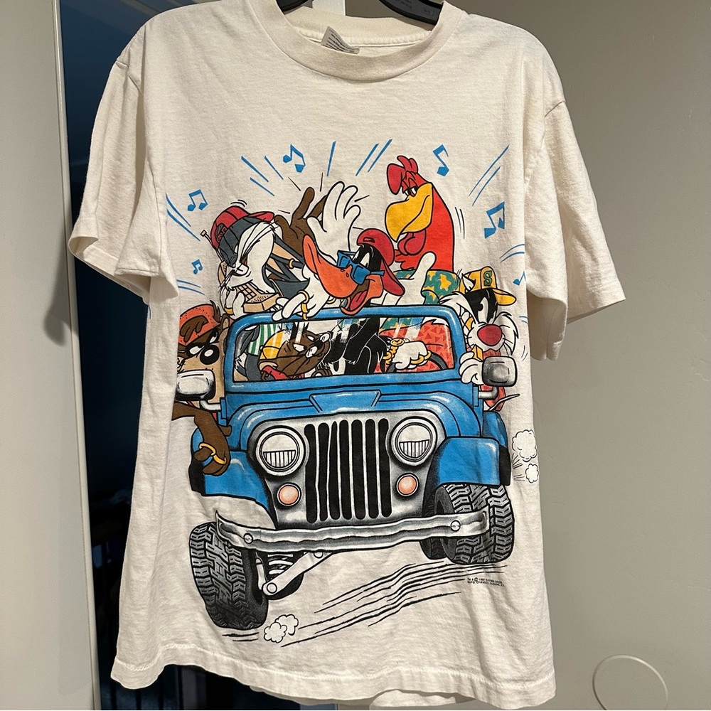 1993 Vintage Looney Tunes Shirt